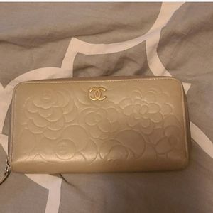 Chanel wallet